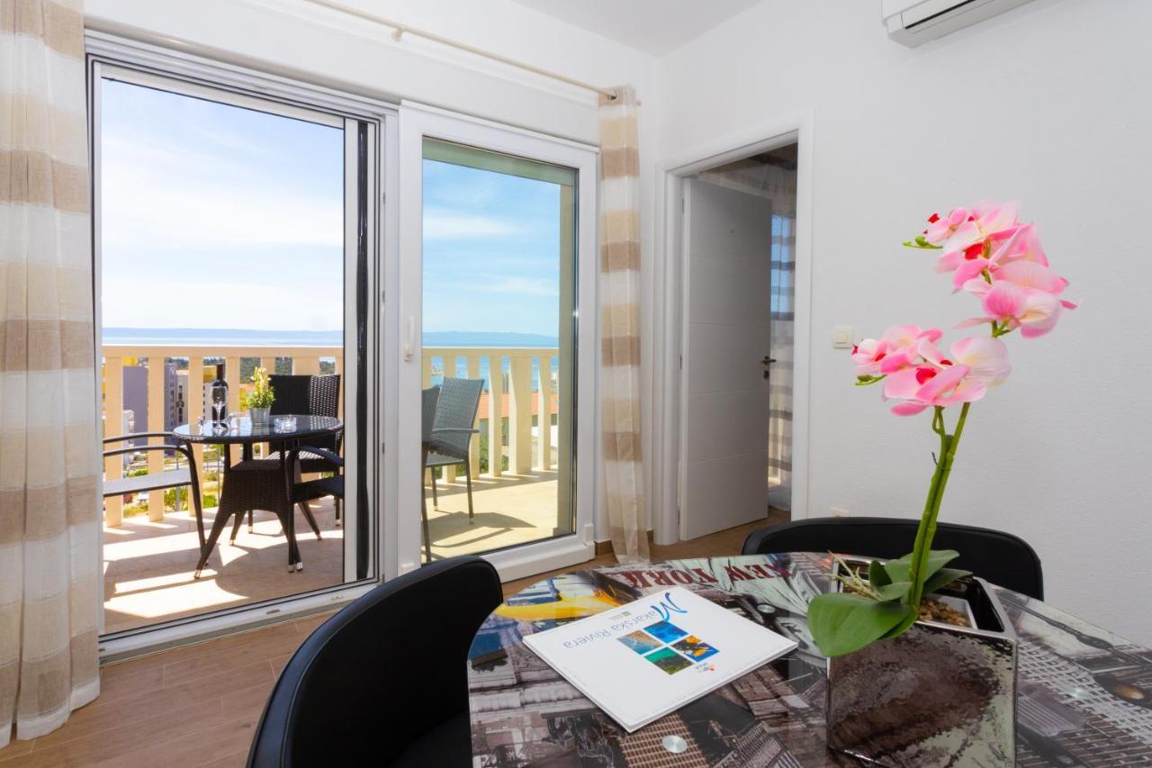 מאקרסקה Apartments Jasa Deluxe מראה חיצוני תמונה