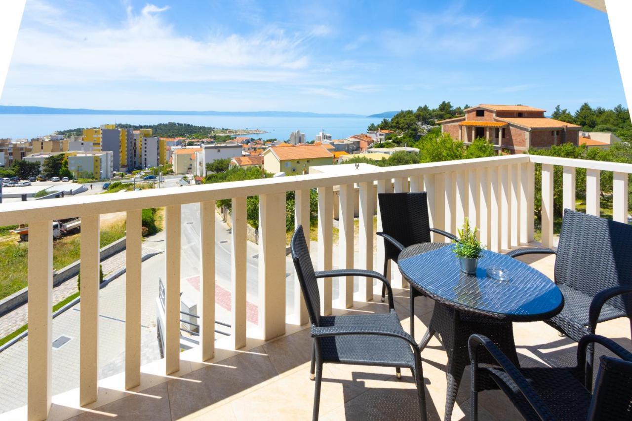 מאקרסקה Apartments Jasa Deluxe מראה חיצוני תמונה